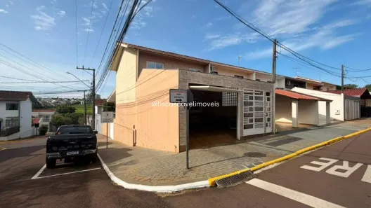 Sobrado com 2 Quartos à venda, 195m² no Cancelli, Cascavel