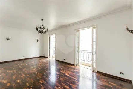 Apartamento com 3 Quartos à venda, 200m² no Jardim Paulista, São Paulo