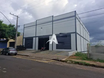 Ponto Comercial para alugar, 1650m² no Santa Luzia, Uberlândia
