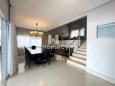 Sobrado com 4 Quartos para alugar, 456m² no Jardins Valência, Goiânia
