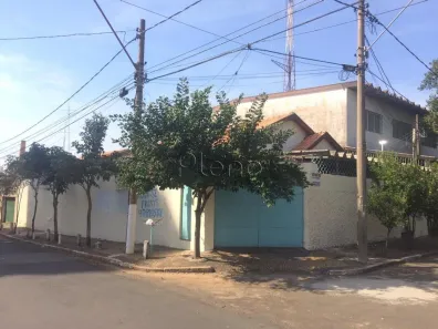 Casa com 3 Quartos à venda, 250m² no Vila João Jorge, Campinas