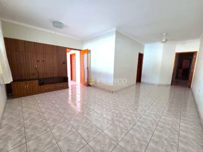 Casa de Condomínio com 3 Quartos para venda ou aluguel, 176m² no Vila São Geraldo, Taubaté