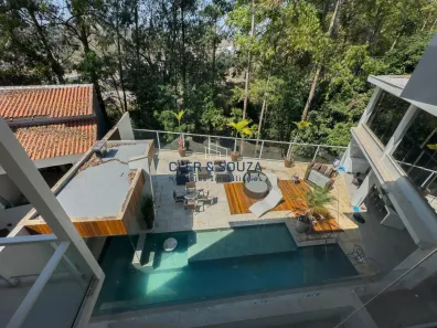 Casa com 3 Quartos à venda, 500m² no Aterrado, Volta Redonda
