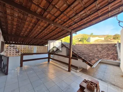Casa com 3 Quartos à venda, 110m² no Santana, Niterói