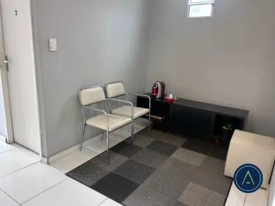 Sala Comercial para alugar, 15m² no Jardim Guarapiranga, São Paulo