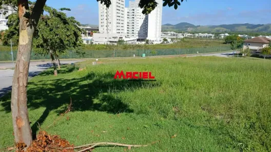 Lote/Terreno à venda, 600m² no Condomínio Residencial Colinas do Paratehy, São José dos Campos