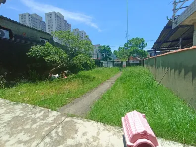 Lote/Terreno à venda, 224m² no Jardim Guassu, São Vicente