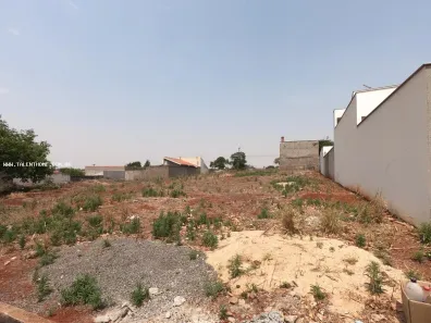 Imóvel Comercial à venda, 443m² no Centro, Cambé