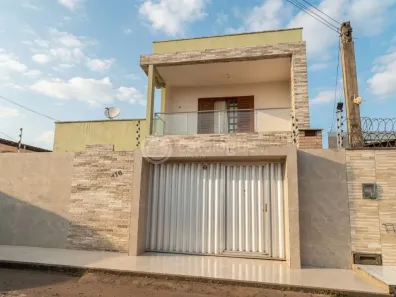Casa com 4 Quartos à venda, 225m² no Emaús, Parnamirim