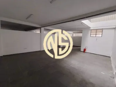 Prédio Comercial para alugar, 692m² no Santo Amaro, São Paulo