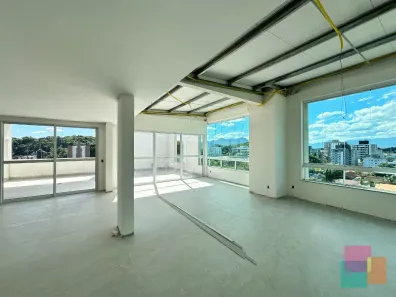 Cobertura com 3 Quartos à venda, 208m² no Bom Retiro, Joinville