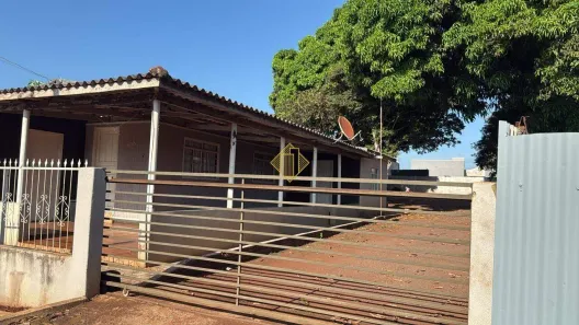 Casa com 4 Quartos à venda, 126m² no Centro, Assis Chateaubriand