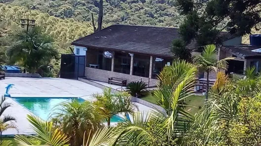 Fazenda/Sítio com 6 Quartos à venda, 100m² no , Piedade