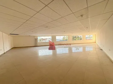 Sala Comercial para alugar, 195m² no Cordeiros, Itajaí