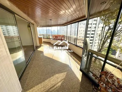 Apartamento com 4 Quartos para alugar, 250m² no Vila Suzana, São Paulo