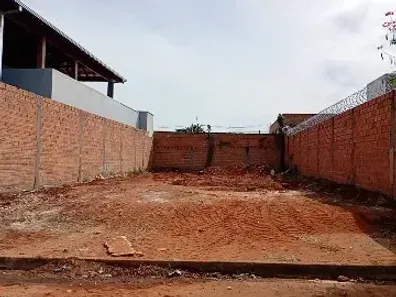 Lote/Terreno à venda, 200m² no Jardim Boa Vista III, Araraquara