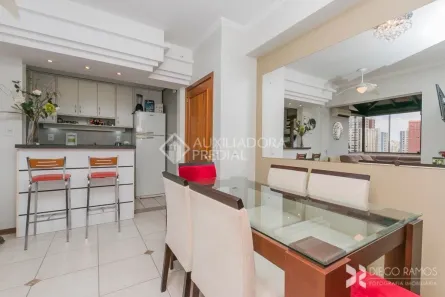 Apartamento com 2 Quartos à venda, 73m² no Menino Deus, Porto Alegre
