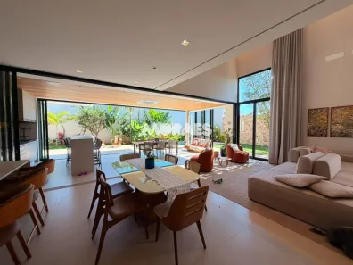 Casa de Condomínio com 4 Quartos à venda, 370m² no Residencial Lago Sul, Bauru
