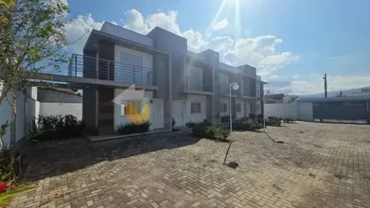 Casa de Condomínio com 2 Quartos para alugar, 85m² no Pontal de Santa Marina, Caraguatatuba