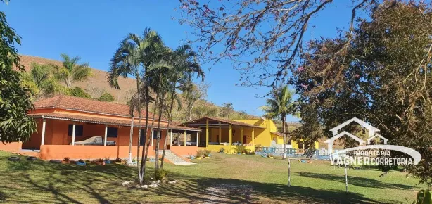 Fazenda/Sítio com 2 Quartos à venda, 2m² no Centro, Guaratinguetá