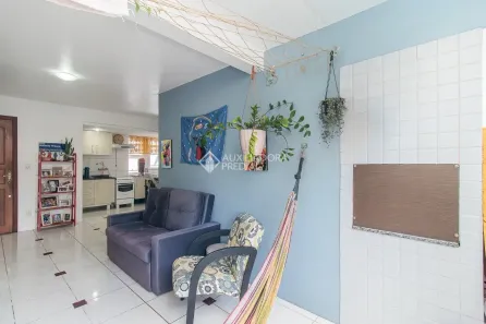 Apartamento com 2 Quartos à venda, 65m² no Azenha, Porto Alegre