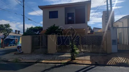 Sobrado com 3 Quartos à venda, 182m² no Jardim Domingos Sávio, Araraquara