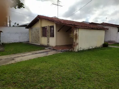 Casa com 3 Quartos à venda, 127m² no Cajuru, Curitiba