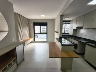 Apartamento com 1 Quarto para alugar, 50m² no Centro, Florianópolis
