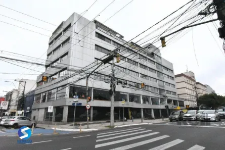 Sala Comercial à venda, 489m² no Menino Deus, Porto Alegre