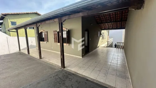Casa com 3 Quartos à venda, 200m² no Dom Bosco, Betim