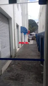 Prédio Comercial para alugar, 700m² no Centro, São José dos Campos