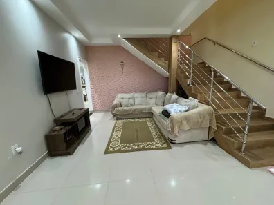 Sobrado com 3 Quartos à venda, 260m² no Taguatinga Norte, Brasília