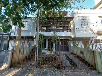 Casa com 5 Quartos à venda, 176m² no Santa Cecília, Porto Alegre