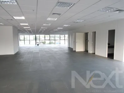 Sala Comercial com 1 Quarto para alugar, 196m² no Cambuí, Campinas