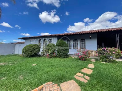 Casa com 5 Quartos à venda, 330m² no São Luiz, Belo Horizonte