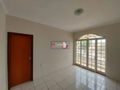 Casa com 2 Quartos à venda, 210m² no Jardim Tropical II, Franca