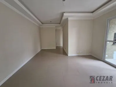 Apartamento com 3 Quartos para alugar, 70m² no Uberaba, Curitiba