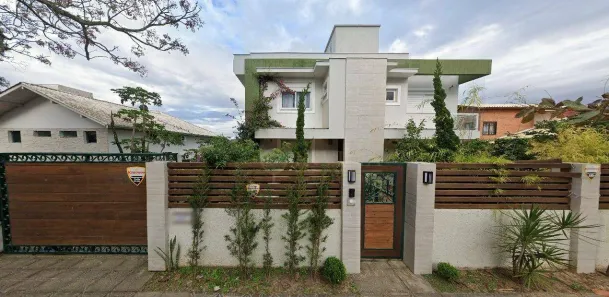Casa de Condomínio com 3 Quartos à venda, 260m² no Lagoa da Conceição, Florianópolis