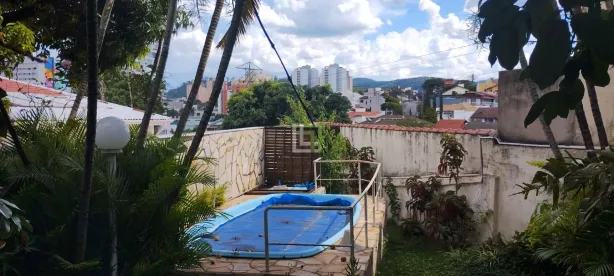 Casa com 3 Quartos à venda, 219m² no Vila Loyola, Jundiaí