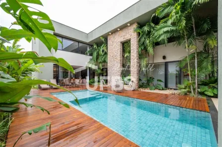 Casa de Condomínio com 4 Quartos à venda, 509m² no Jardins Milão, Goiânia
