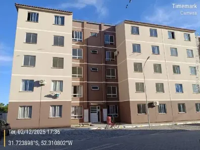 Apartamento com 2 Quartos à venda, 43m² no Três Vendas, Pelotas