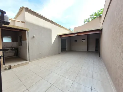 Casa com 2 Quartos à venda, 133m² no Centro, Contagem