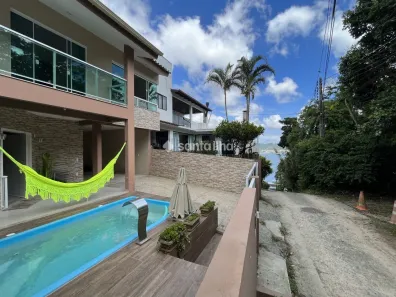 Casa com 2 Quartos para alugar, 146m² no Barra da Lagoa, Florianópolis
