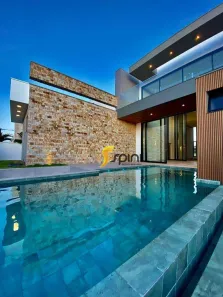 Casa de Condomínio com 4 Quartos à venda, 305m² no Patrimônio, Uberlândia