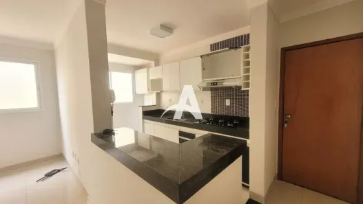 Apartamento com 2 Quartos para alugar, 55m² no Santa Mônica, Uberlândia