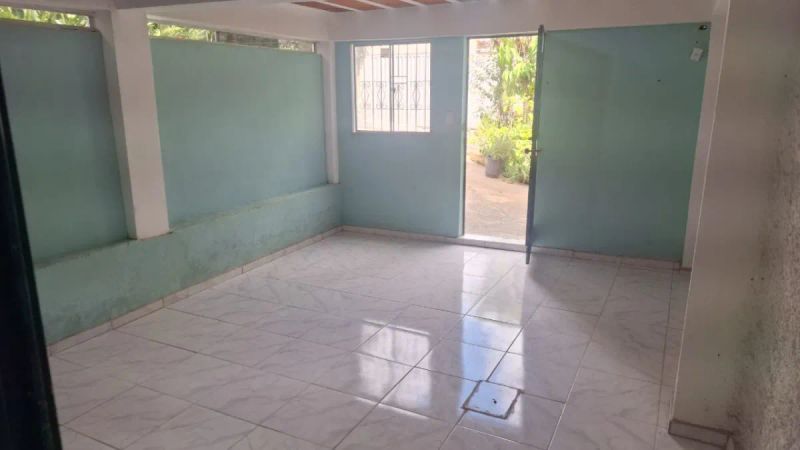Casa com 2 quartos — Havaí, Belo Horizonte