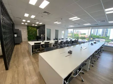 Sala Comercial para alugar, 210m² no Vila Cordeiro, São Paulo