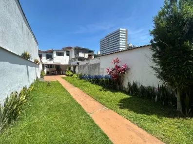 Sobrado com 3 Quartos à venda, 310m² no Campo Grande, Santos
