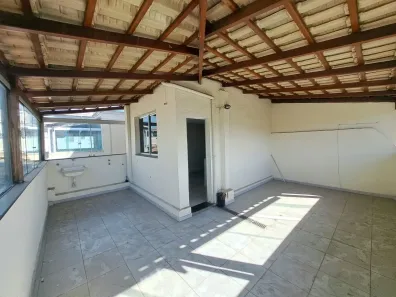 Cobertura com 2 Quartos para alugar, 90m² no Cabral, Contagem