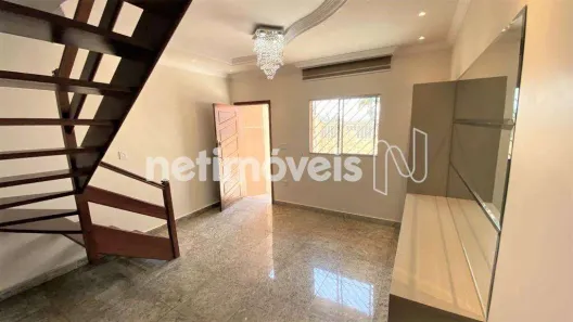 Casa com 3 Quartos à venda, 149m² no Cabral, Contagem